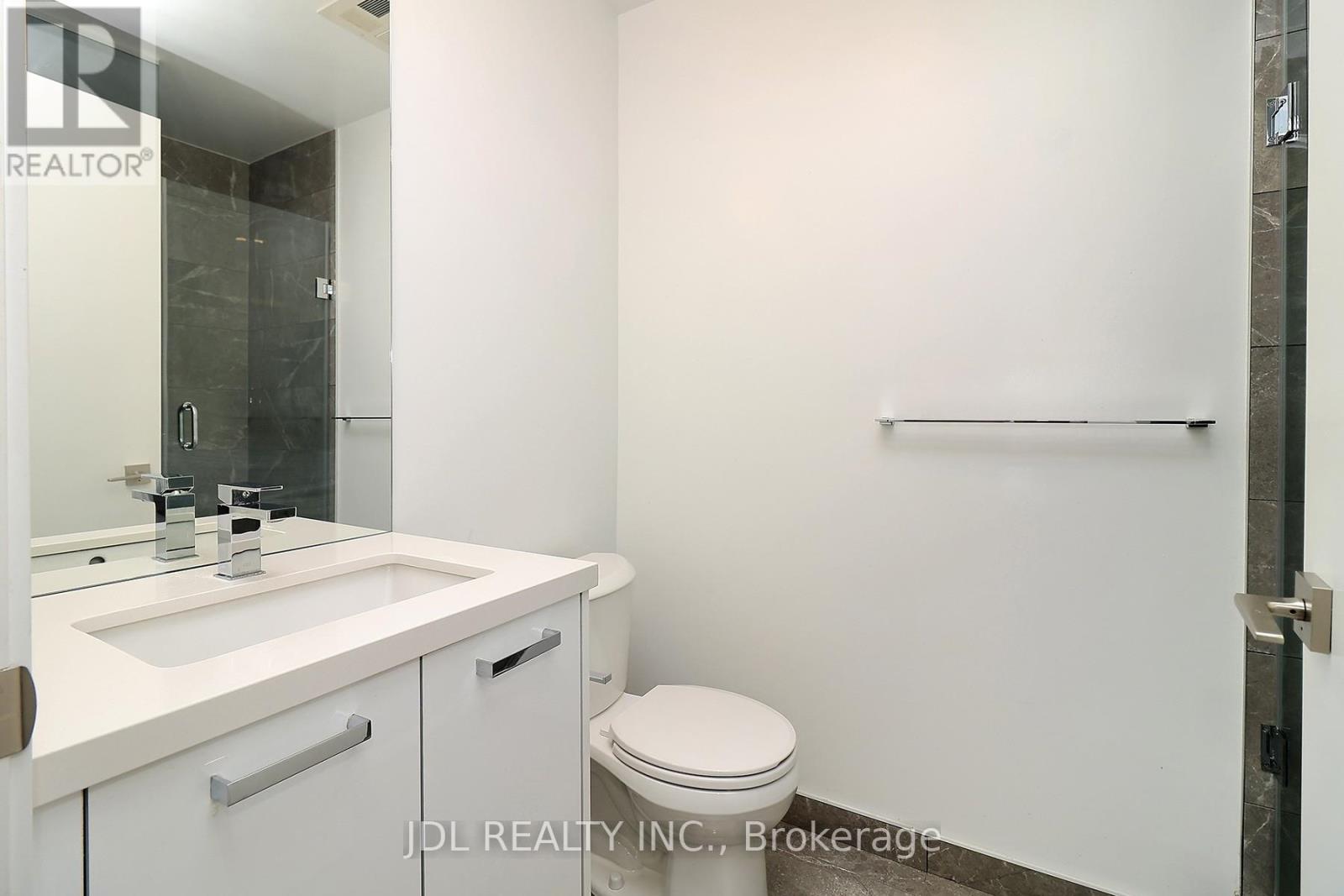519 - 195 Mccaul Street, Toronto, Ontario  M5T 1W6 - Photo 13 - C12796972