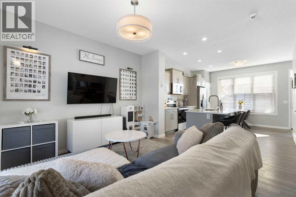 277 Ellen Way, Crossfield, Alberta  T0M 0S0 - Photo 5 - A2285671