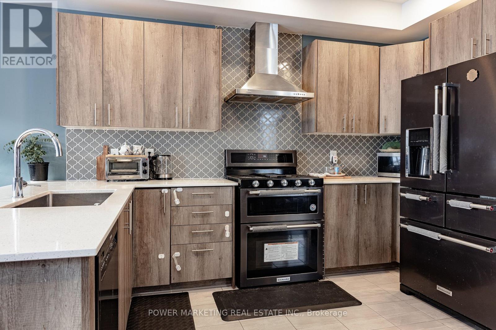 67 Heirloom Street, Ottawa, Ontario  K4M 0K9 - Photo 12 - X12804484