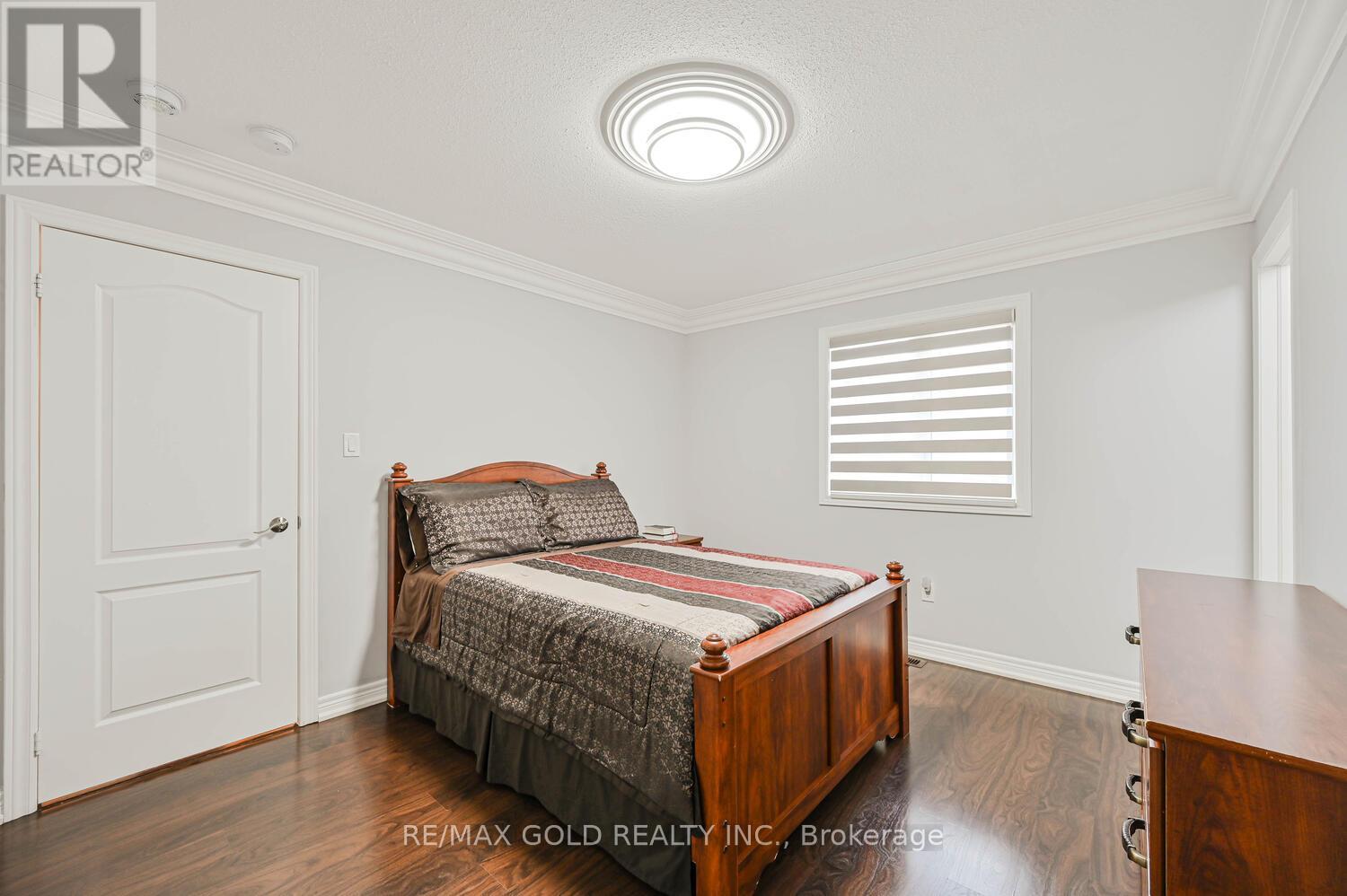 125 Squire Ellis Drive, Brampton, Ontario  L6P 4J4 - Photo 35 - W12798184