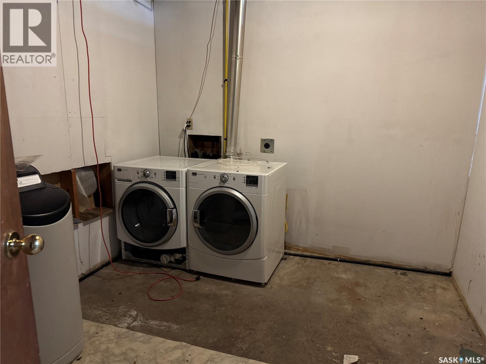 17 Patricia Drive, Coronach, Saskatchewan  S0H 0Z0 - Photo 25 - SK028871