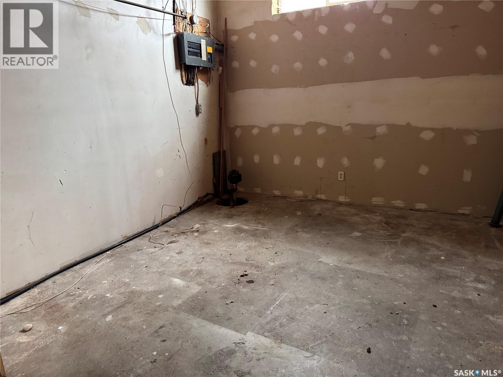 17 Patricia Drive, Coronach, Saskatchewan  S0H 0Z0 - Photo 28 - SK028871