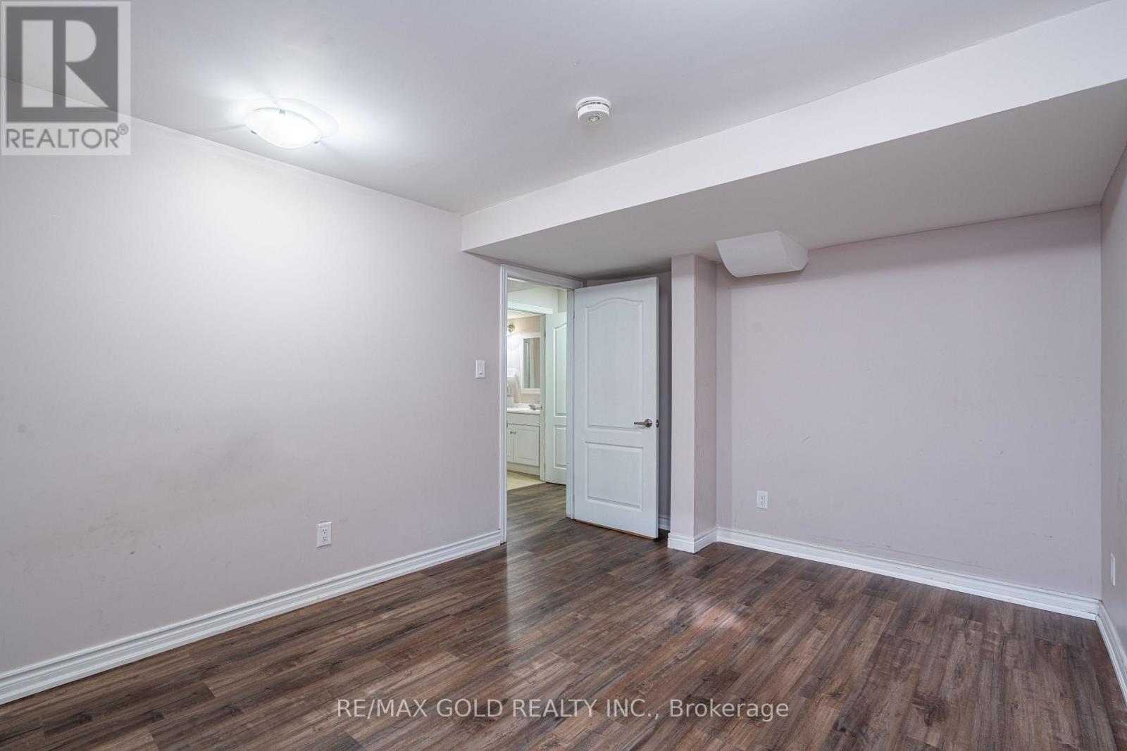 72 Barleyfield Road, Brampton, Ontario  L6R 2J1 - Photo 36 - W12790800