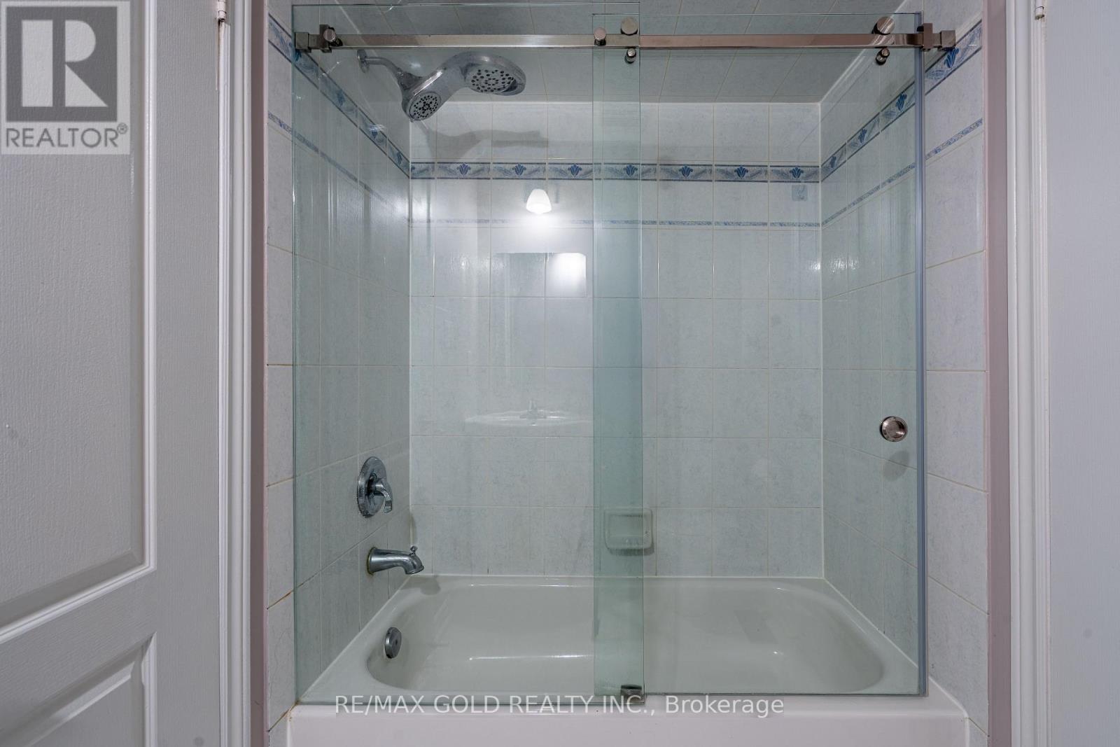 72 Barleyfield Road, Brampton, Ontario  L6R 2J1 - Photo 27 - W12790800