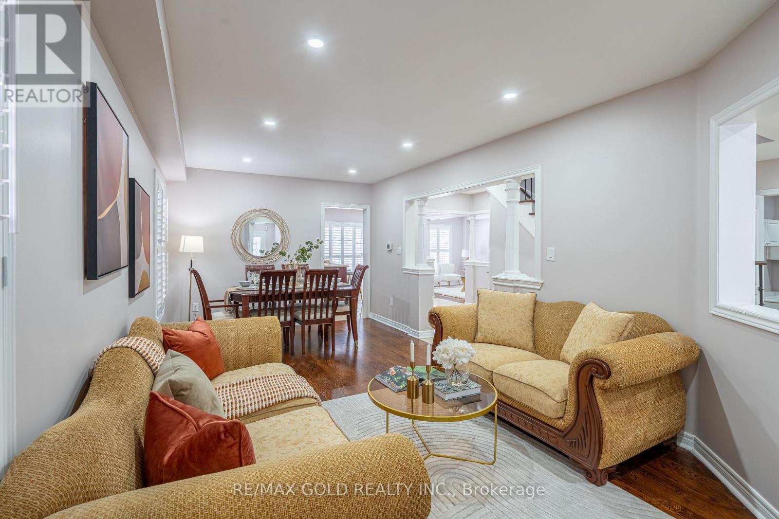 72 Barleyfield Road, Brampton, Ontario  L6R 2J1 - Photo 5 - W12790800