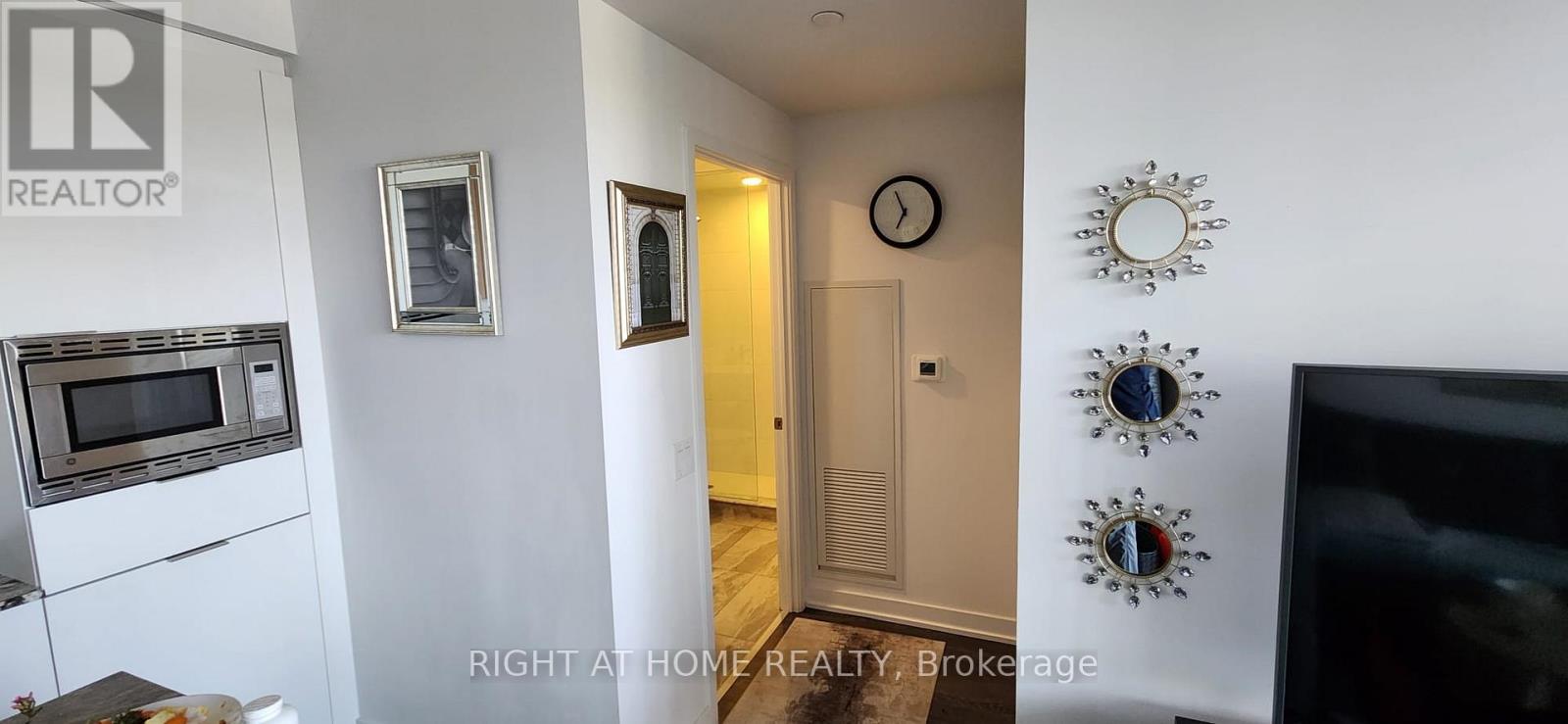 527 - 20 O'neill Road, Toronto, Ontario  M3C 0R2 - Photo 12 - C12804494