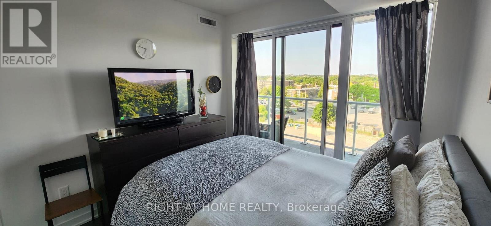 527 - 20 O'neill Road, Toronto, Ontario  M3C 0R2 - Photo 26 - C12804494