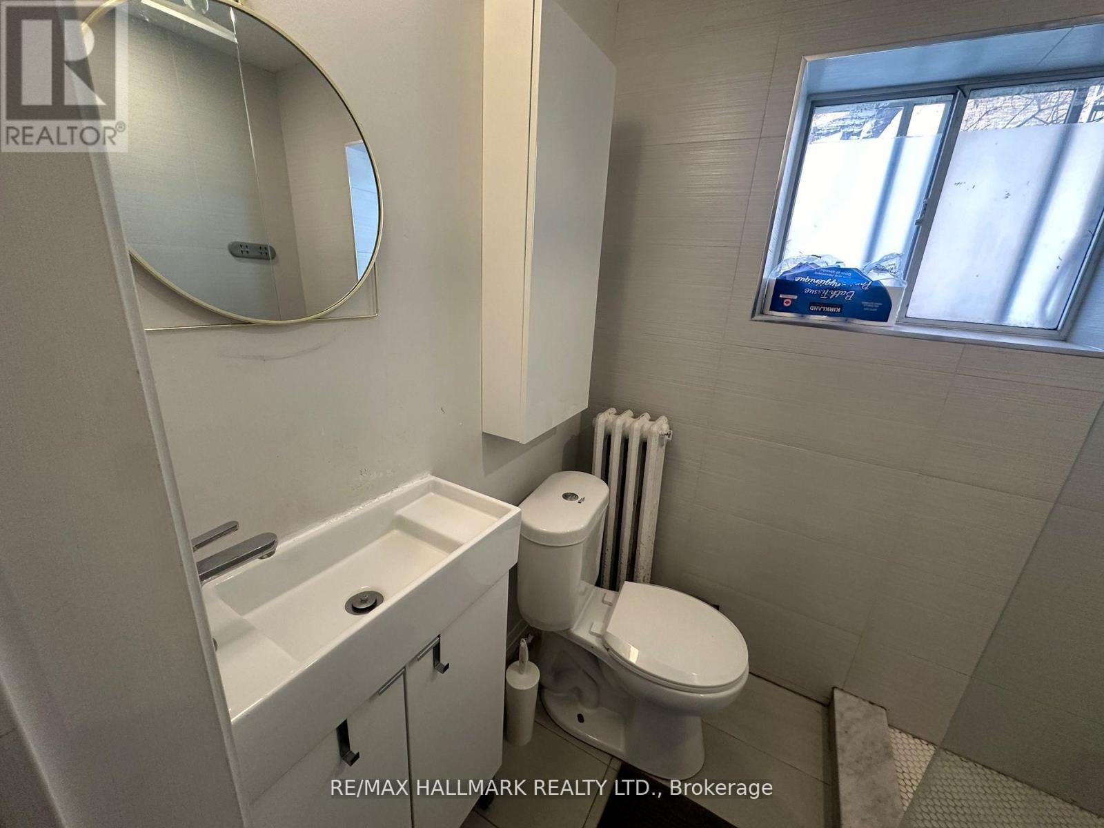 5 - 595 St Clair Avenue W, Toronto, Ontario  M6C 1A3 - Photo 12 - C12804518