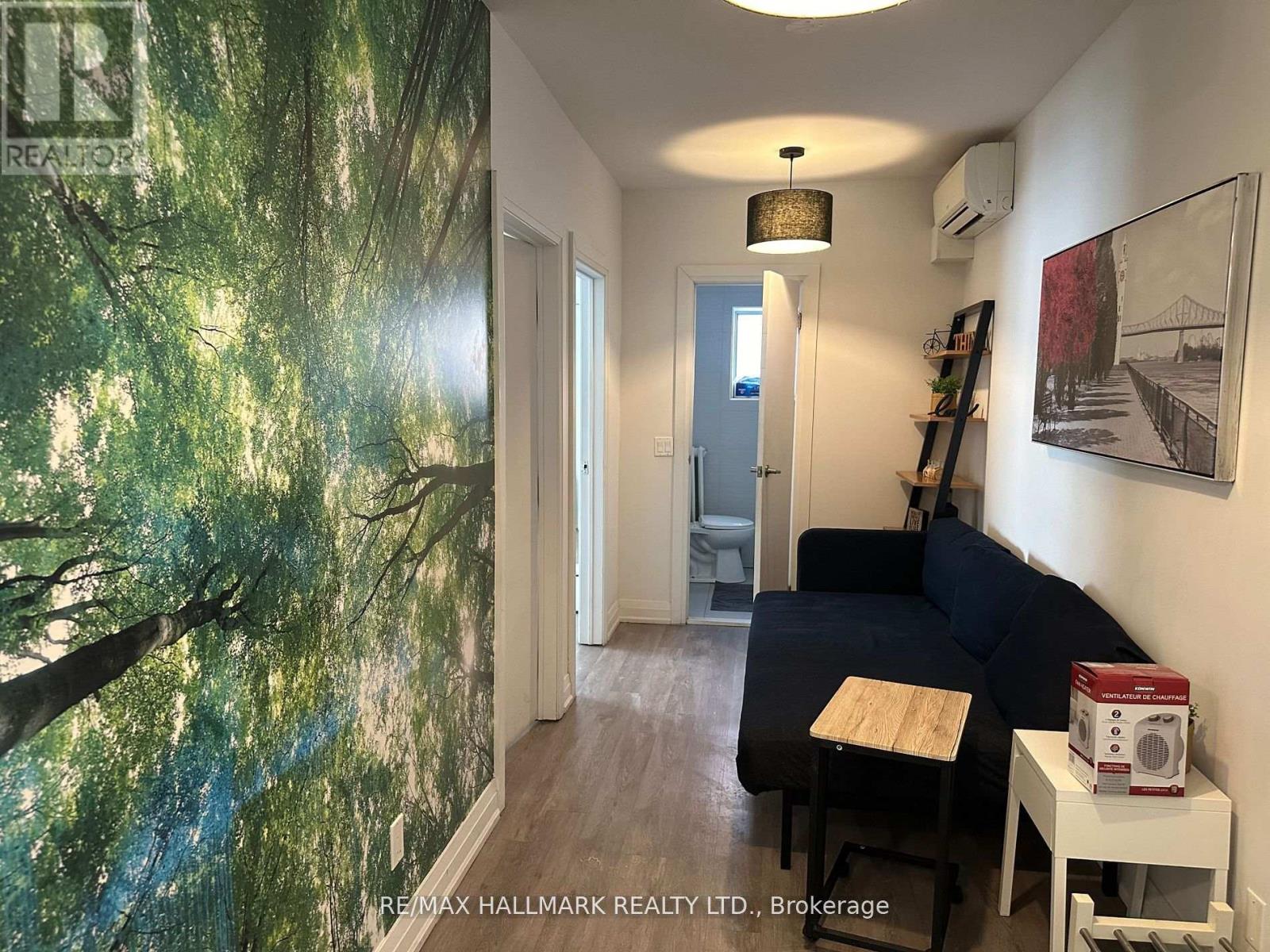 5 - 595 St Clair Avenue W, Toronto, Ontario  M6C 1A3 - Photo 2 - C12804518