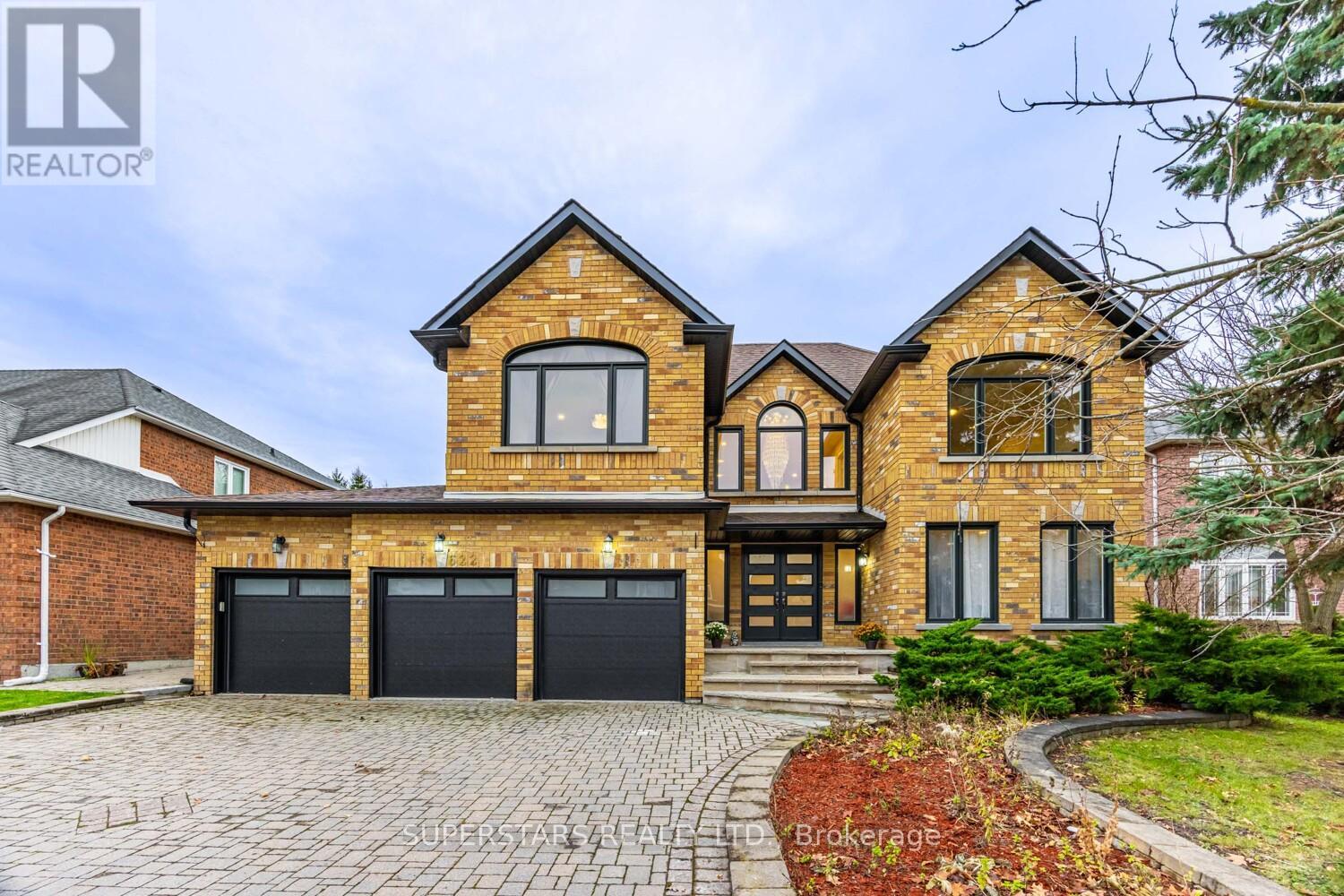 622 Lyman Boulevard, Newmarket, Ontario  L3X 1V9 - Photo 1 - N12804490