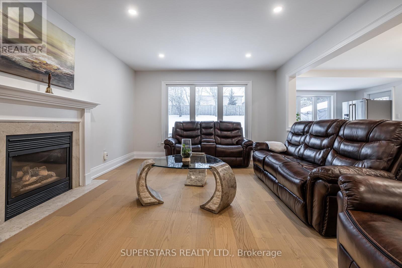 622 Lyman Boulevard, Newmarket, Ontario  L3X 1V9 - Photo 12 - N12804490