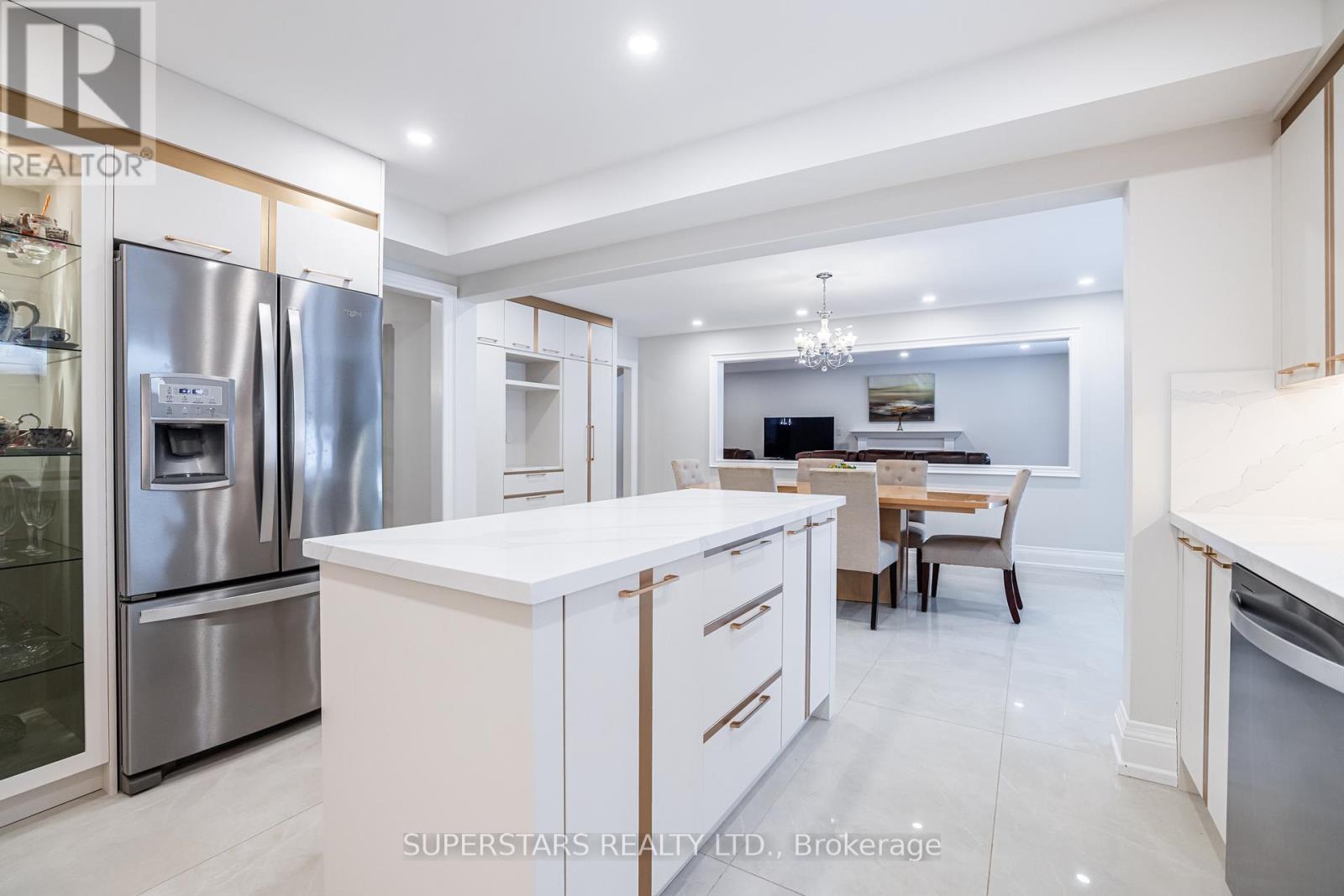 622 Lyman Boulevard, Newmarket, Ontario  L3X 1V9 - Photo 14 - N12804490