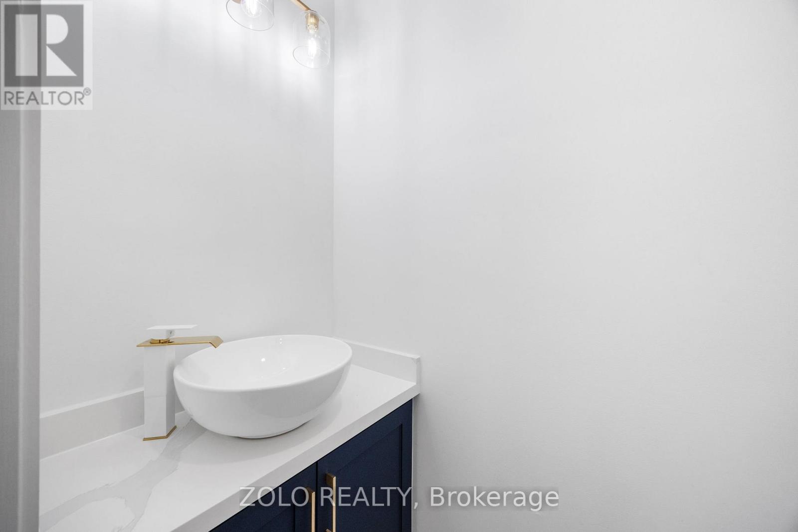 124 Kingston Road, Newmarket, Ontario  L3Y 5W7 - Photo 12 - N12804522