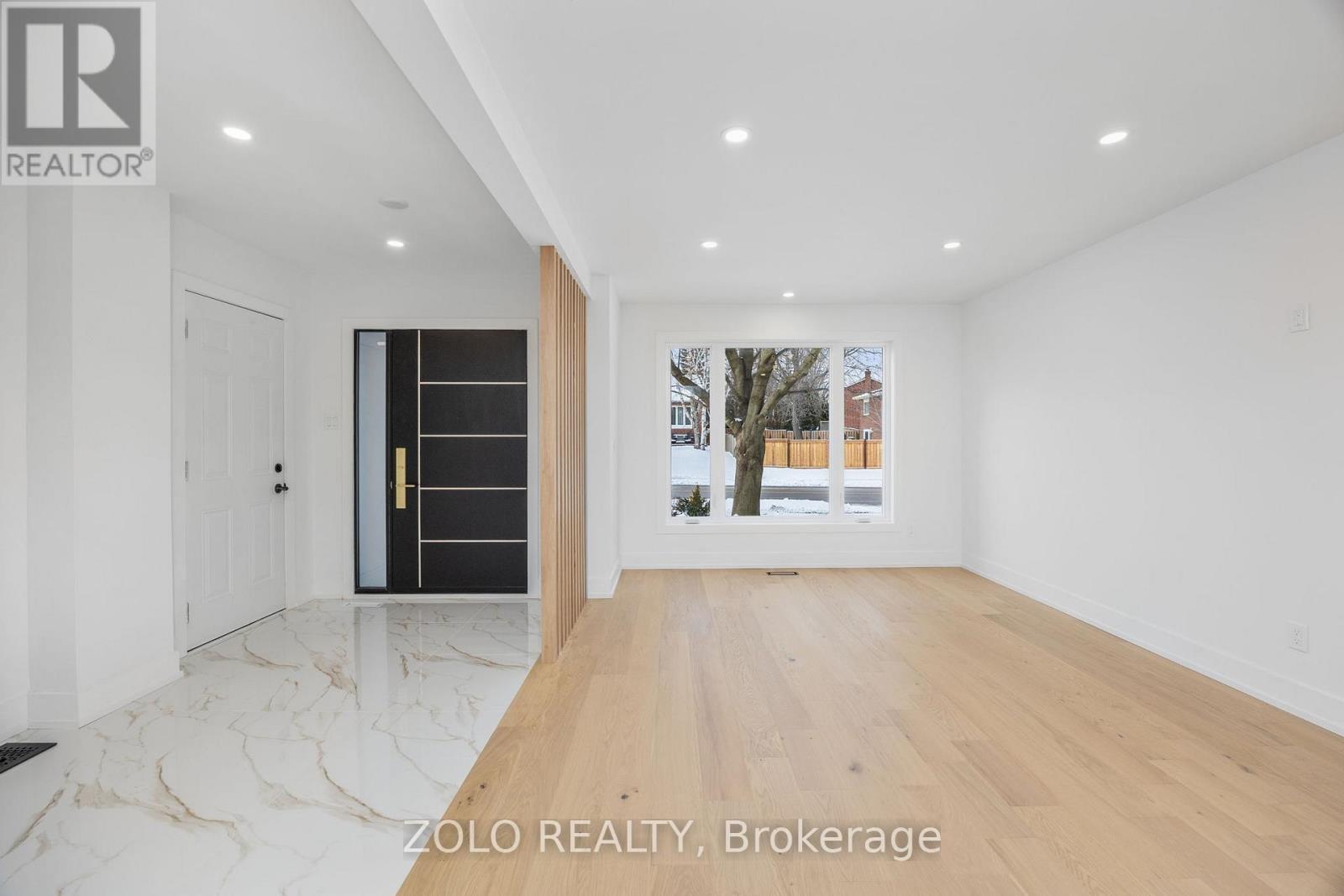 124 Kingston Road, Newmarket, Ontario  L3Y 5W7 - Photo 3 - N12804522