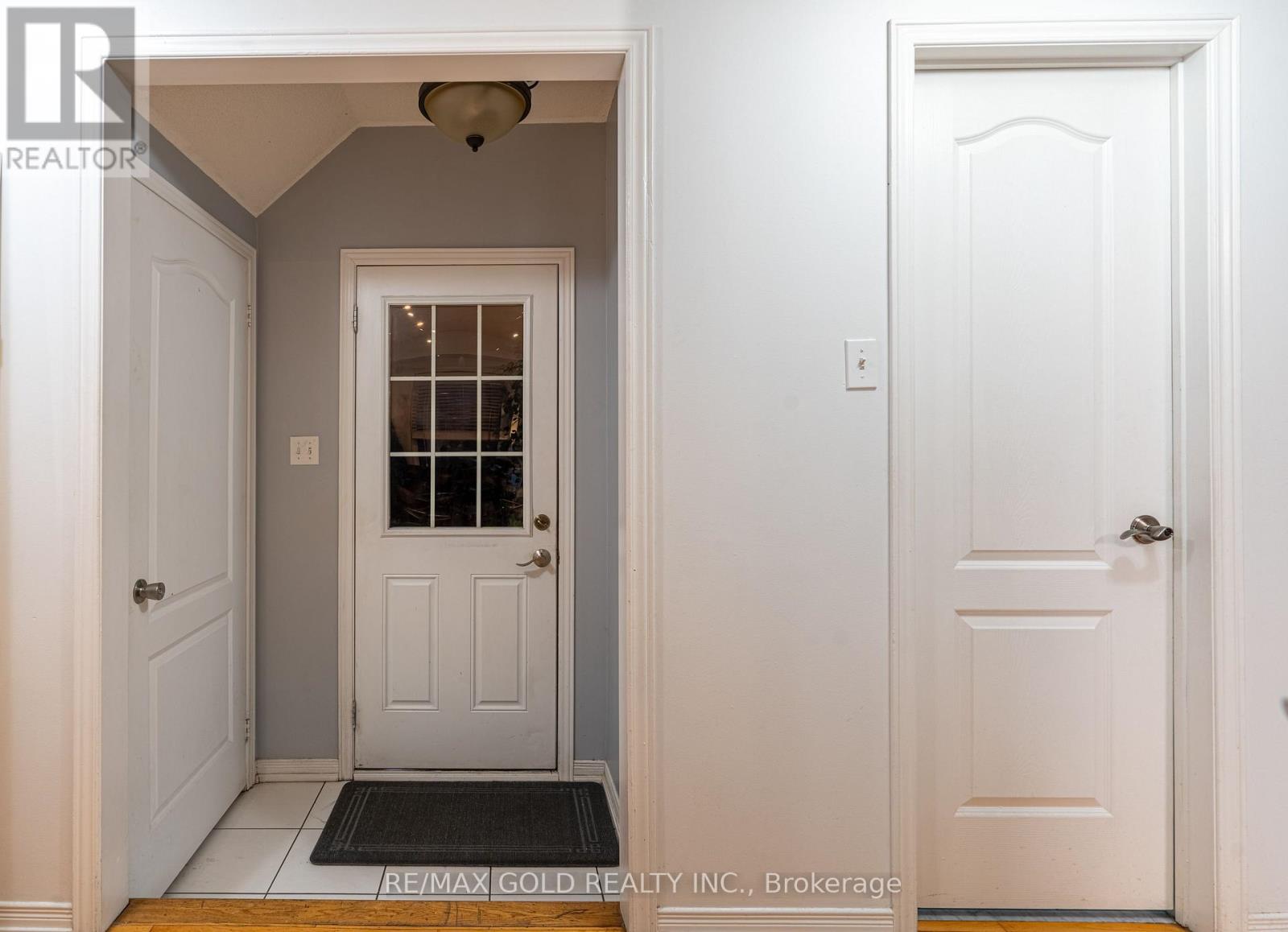 46 Egypt Drive, Brampton, Ontario  L6R 2T9 - Photo 10 - W12773194