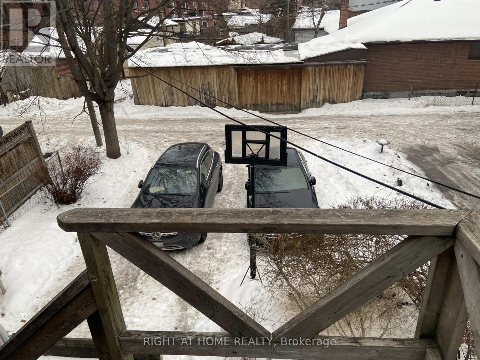 995 Main Street E, Hamilton, Ontario  L8M 1N3 - Photo 2 - X12804508