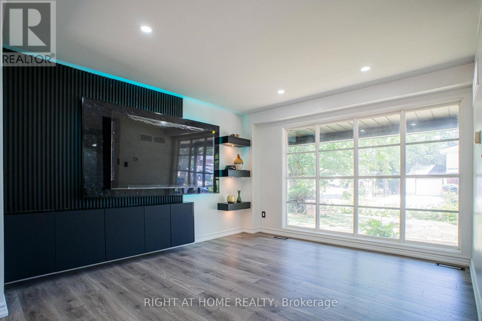 77 Elford Crescent, Hamilton, Ontario  L8K 5K8 - Photo 8 - X12804516