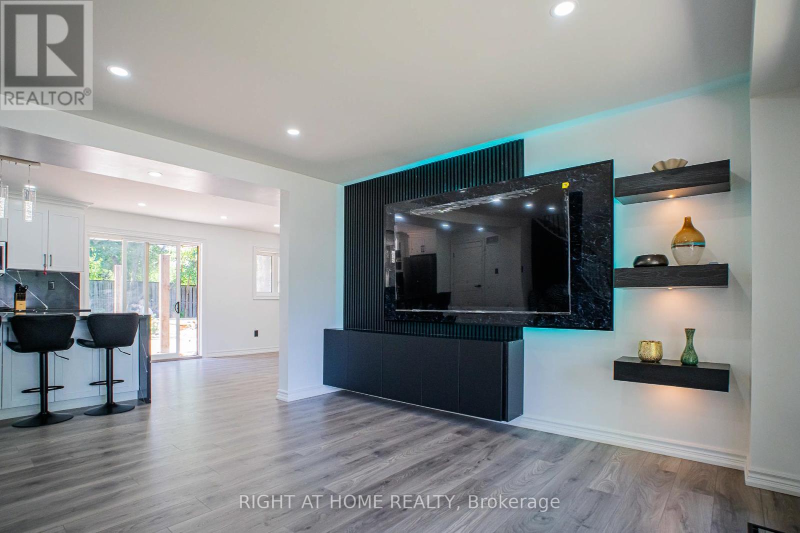 77 Elford Crescent, Hamilton, Ontario  L8K 5K8 - Photo 9 - X12804516