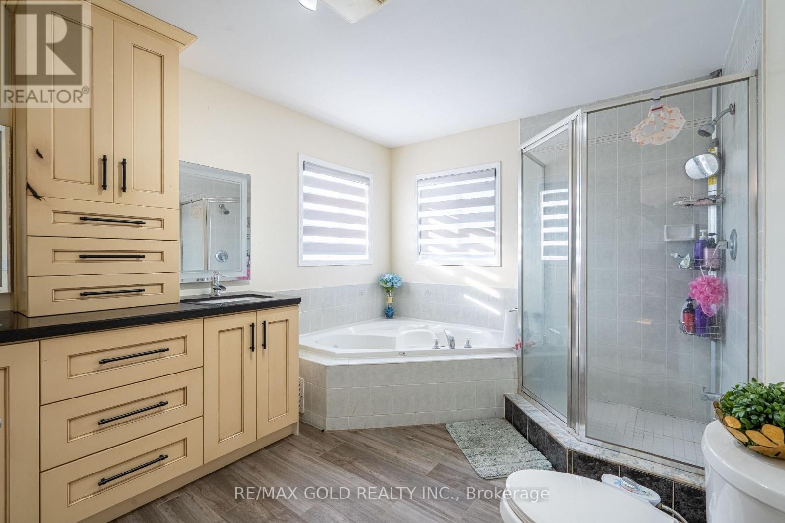 32 Courtsfield Crescent, Brampton, Ontario  L7A 2E2 - Photo 29 - W12761872