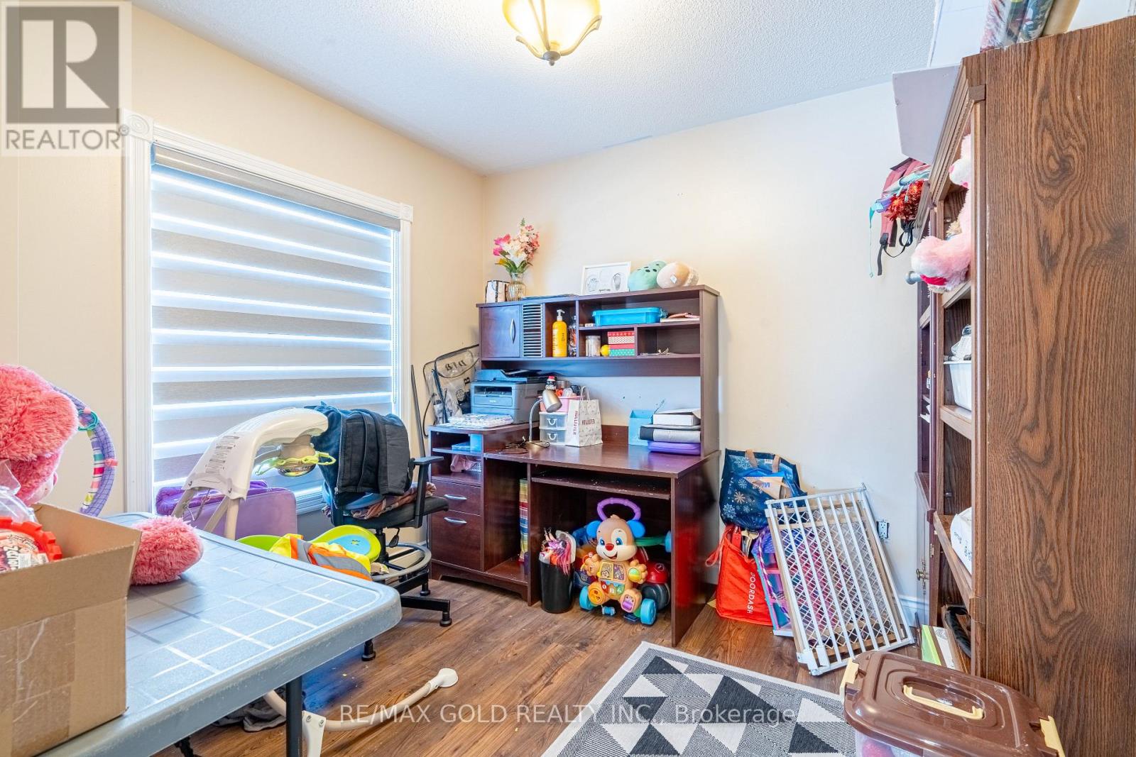 32 Courtsfield Crescent, Brampton, Ontario  L7A 2E2 - Photo 18 - W12761872