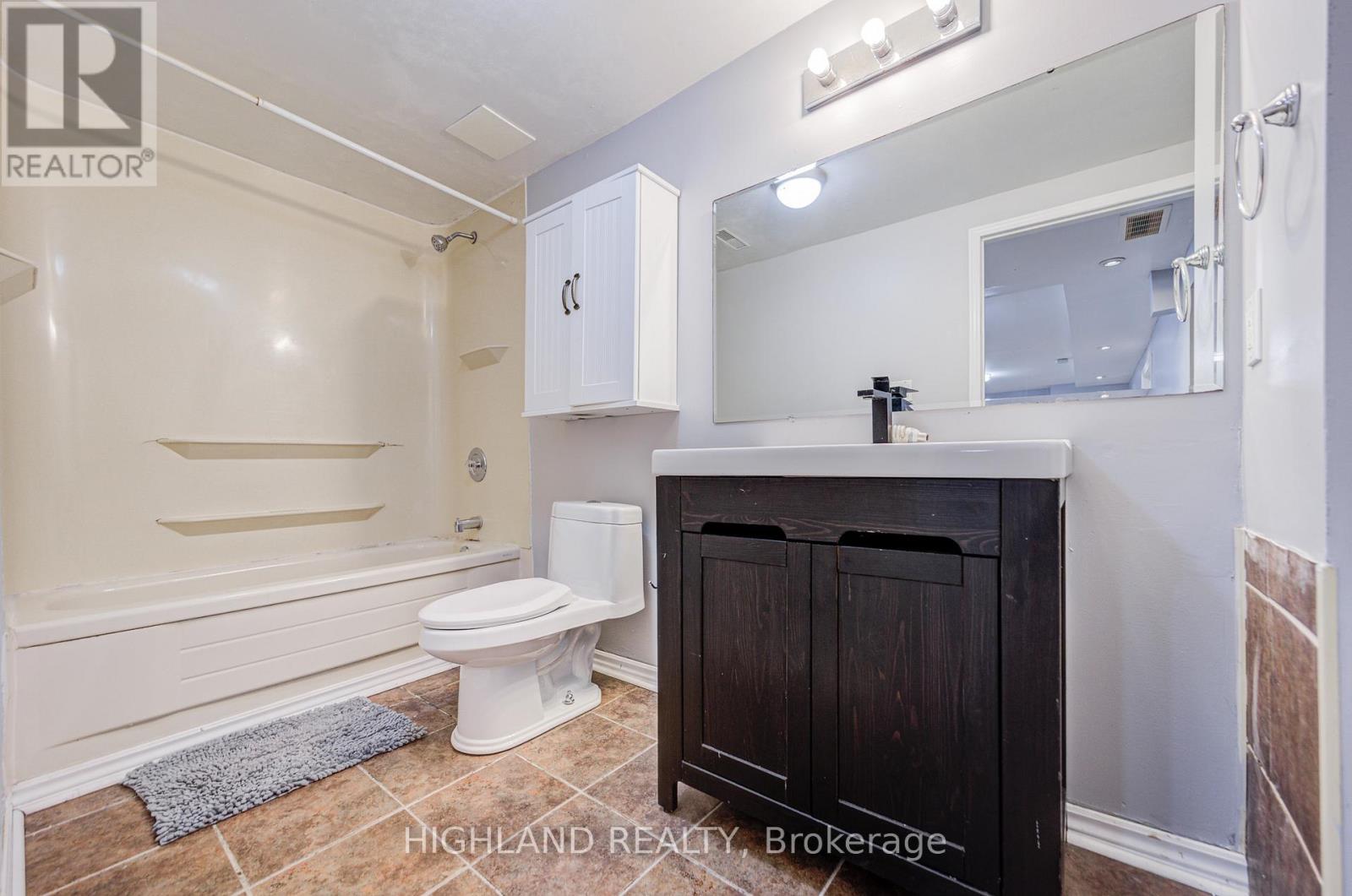 2070 Castlefield Crescent, Oakville, Ontario  L6H 5B3 - Photo 31 - W12792658