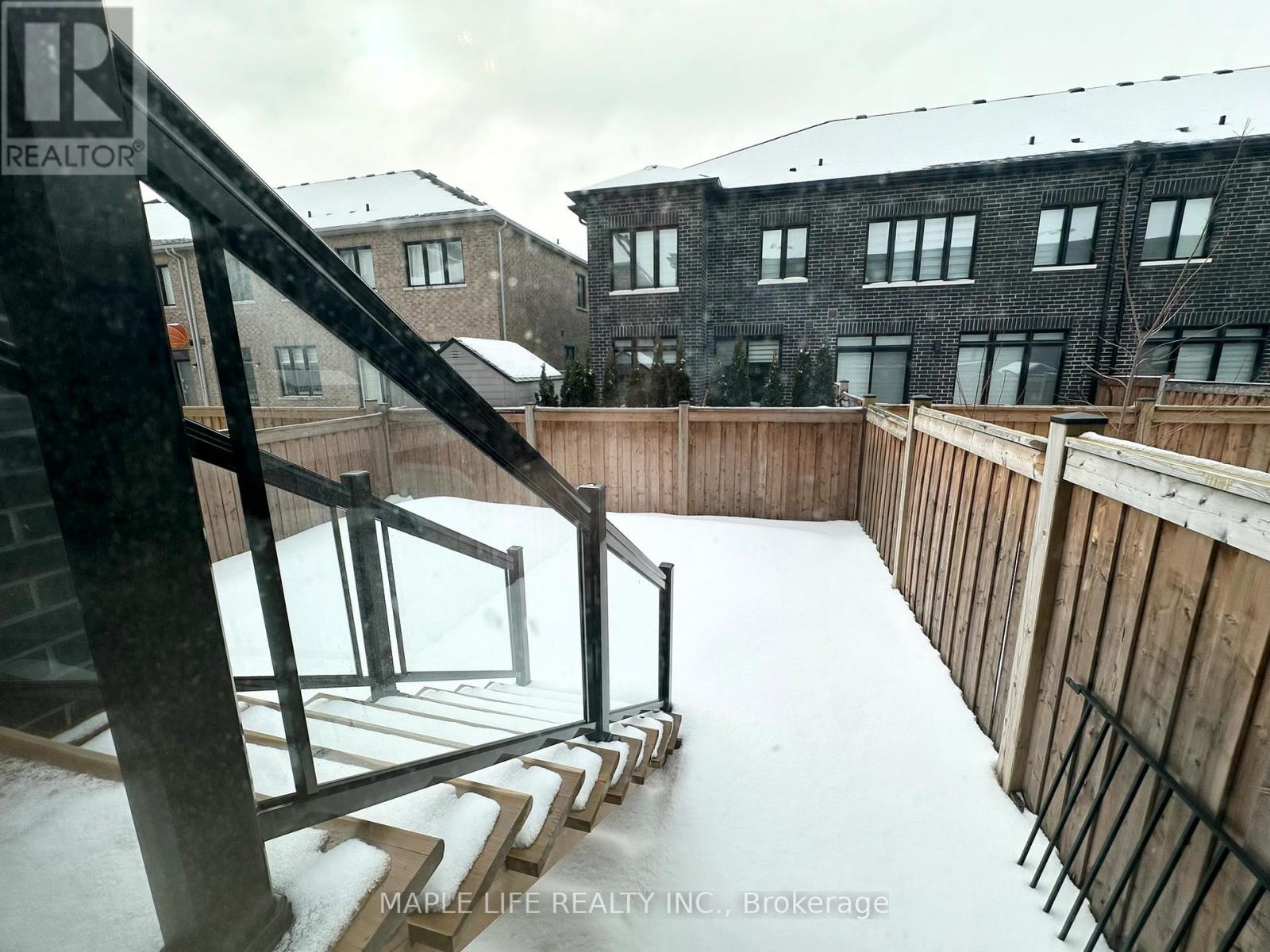 124 Hilts Drive, Richmond Hill, Ontario  L4S 0J2 - Photo 38 - N12804528