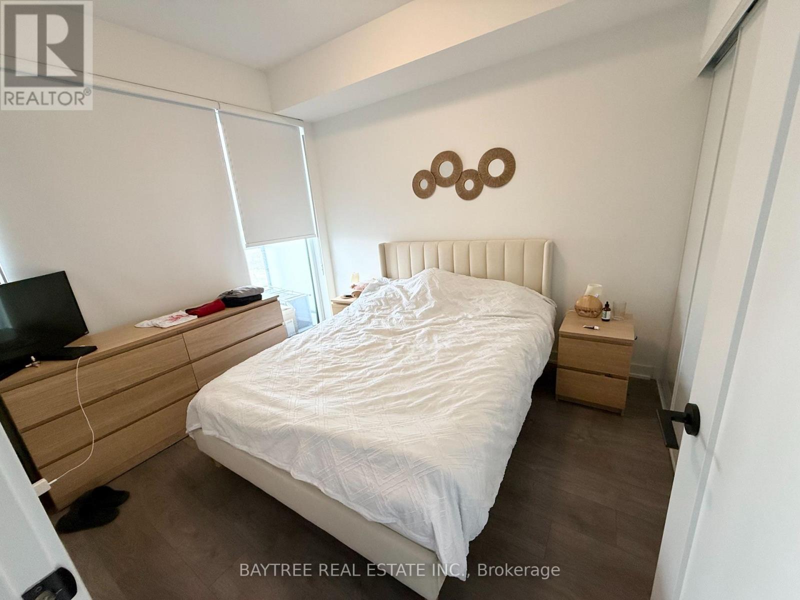 1910 - 5 Defries Street, Toronto, Ontario  M5A 3R4 - Photo 16 - C12789548