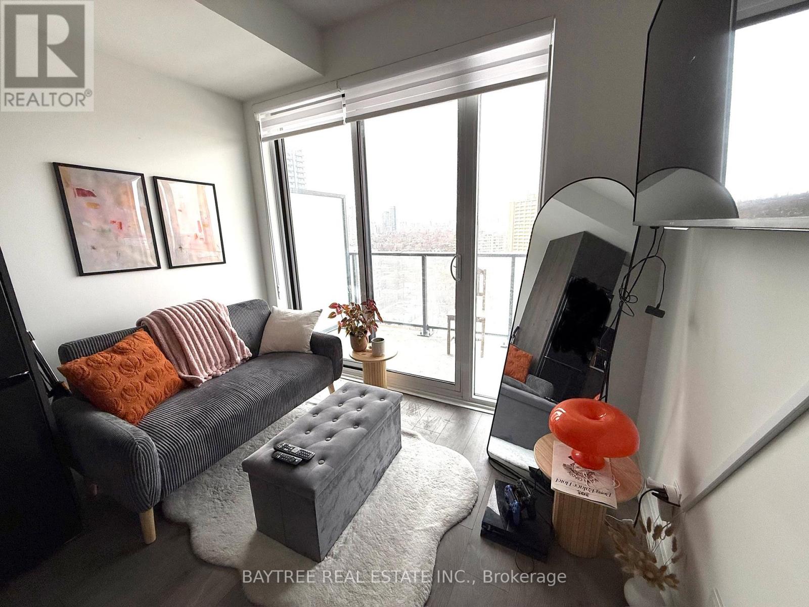 1910 - 5 Defries Street, Toronto, Ontario  M5A 3R4 - Photo 13 - C12789548