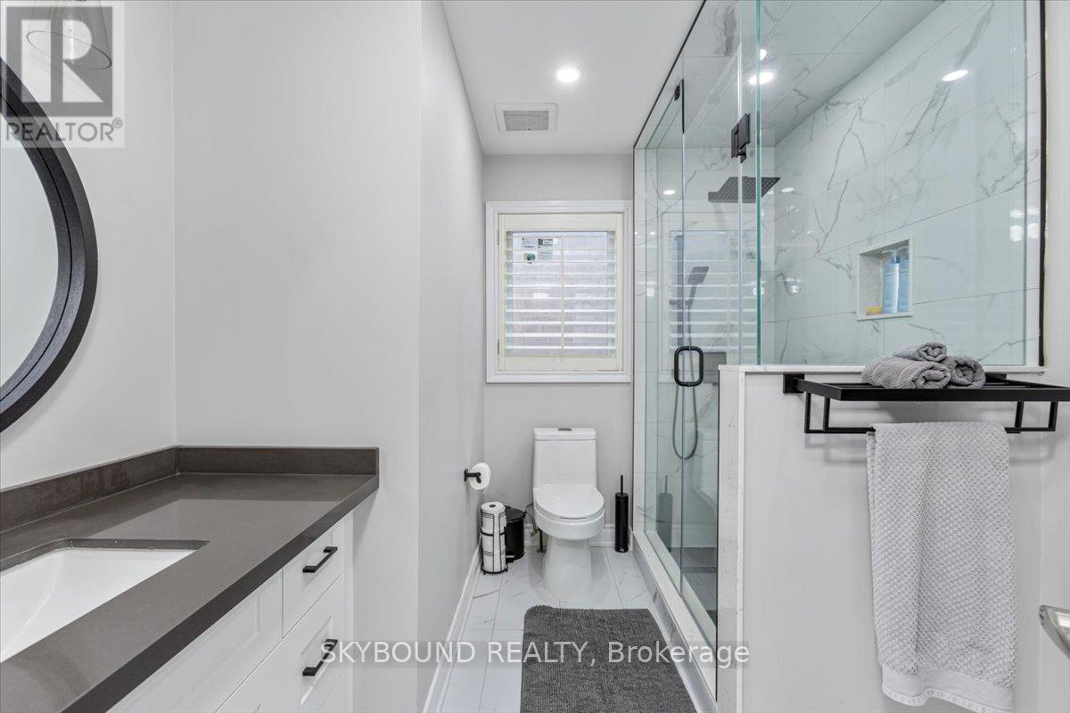 33 Lightheart Drive, Caledon, Ontario  L7C 1E3 - Photo 22 - W12740354