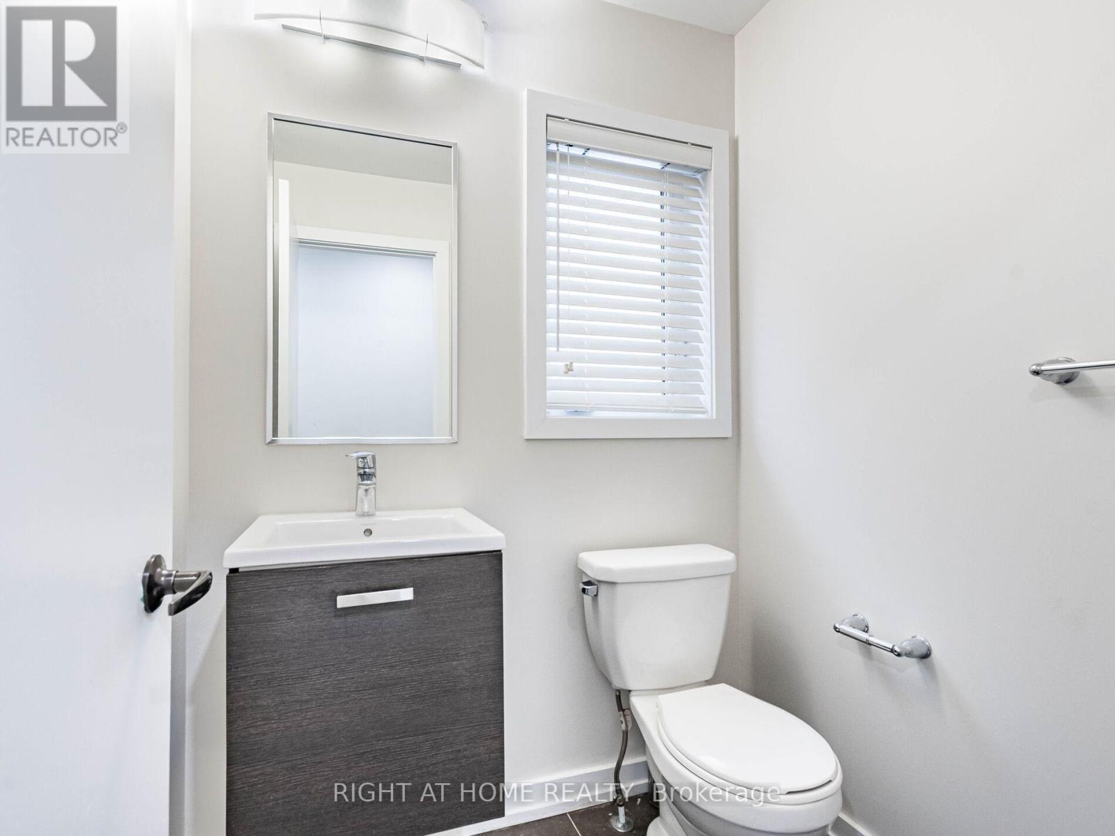 16 Edsel Road, Brampton, Ontario  L7A 4K6 - Photo 16 - W12802626