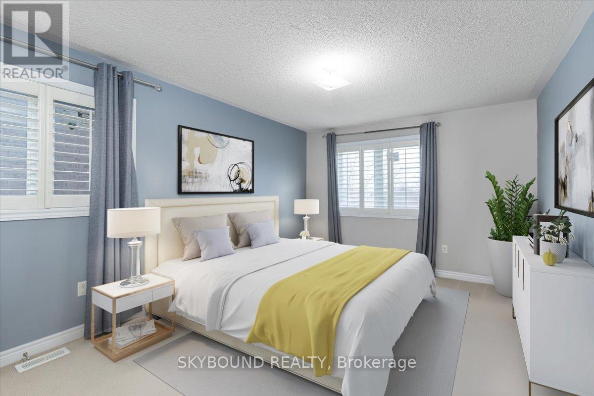 33 Lightheart Drive, Caledon, Ontario  L7C 1E3 - Photo 18 - W12740354