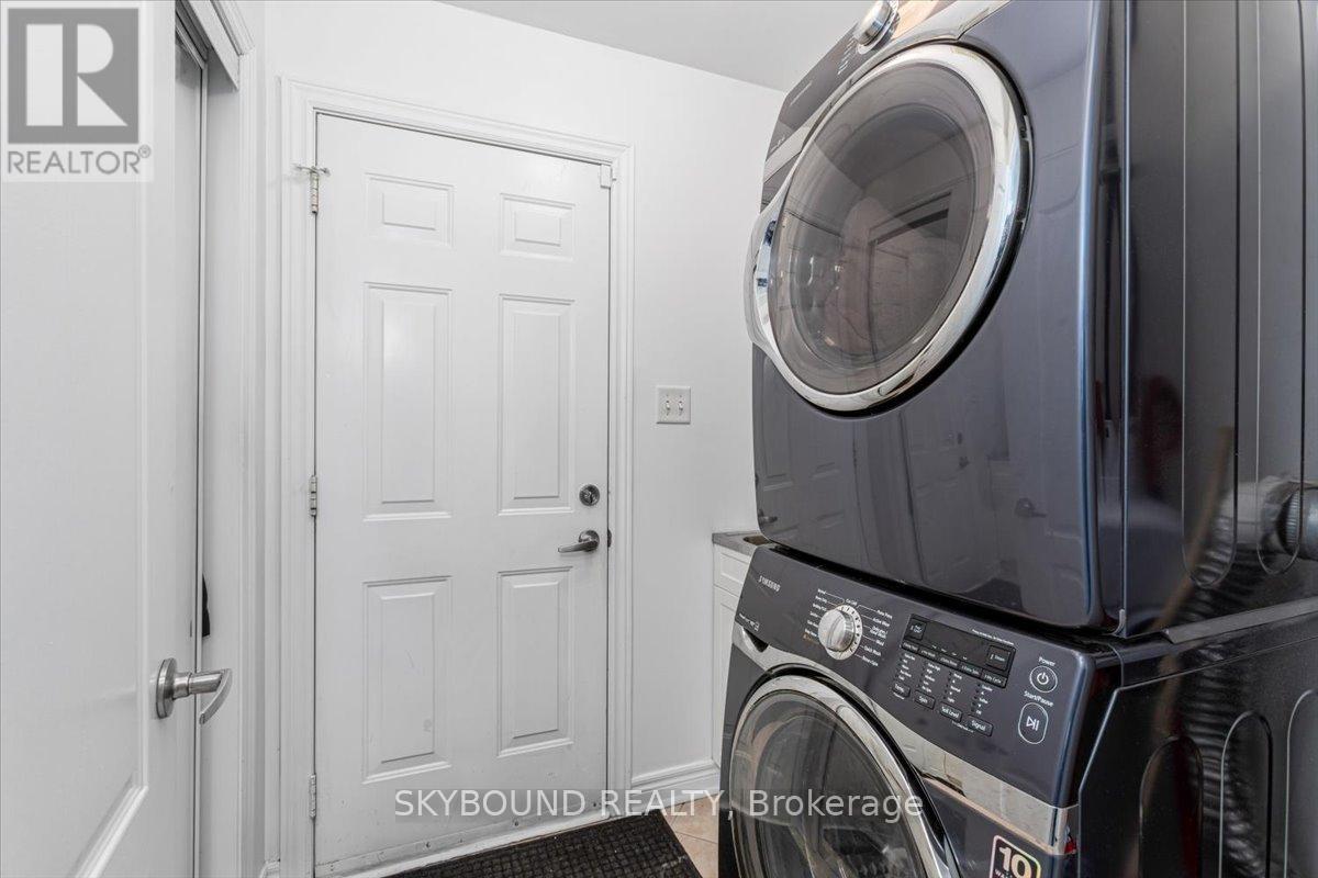 33 Lightheart Drive, Caledon, Ontario  L7C 1E3 - Photo 23 - W12740354