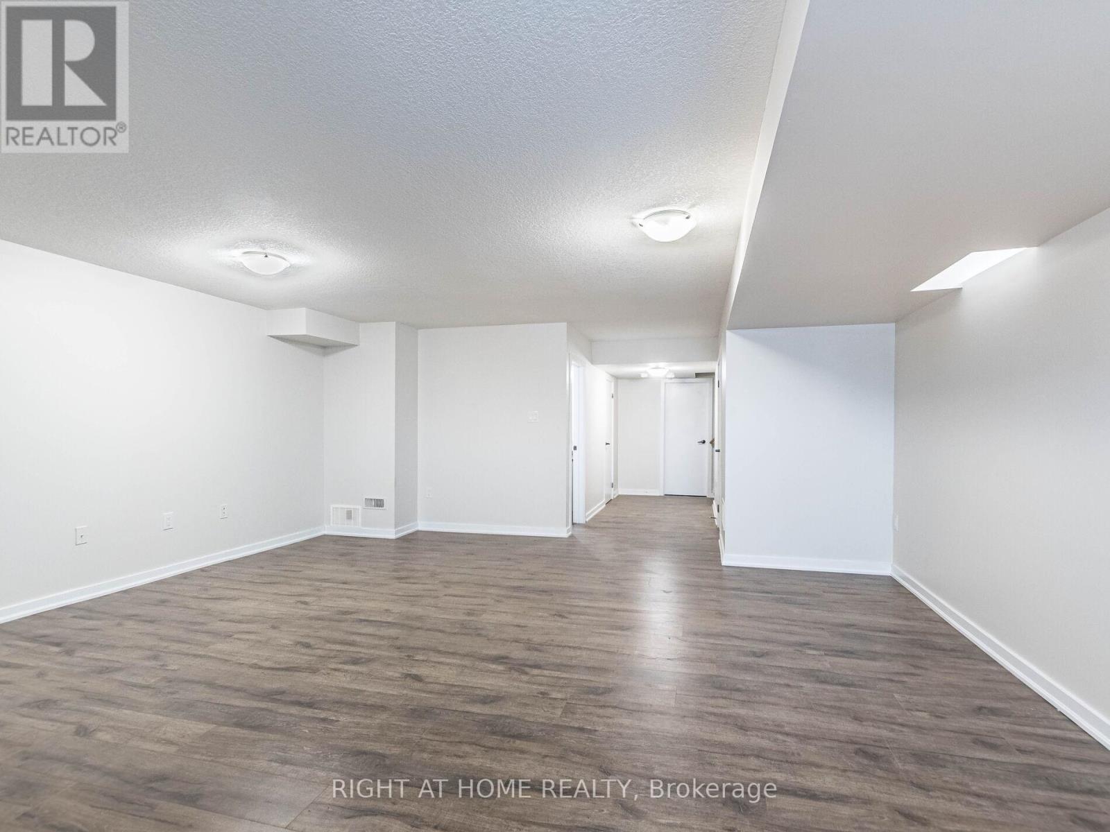 16 Edsel Road, Brampton, Ontario  L7A 4K6 - Photo 36 - W12802626