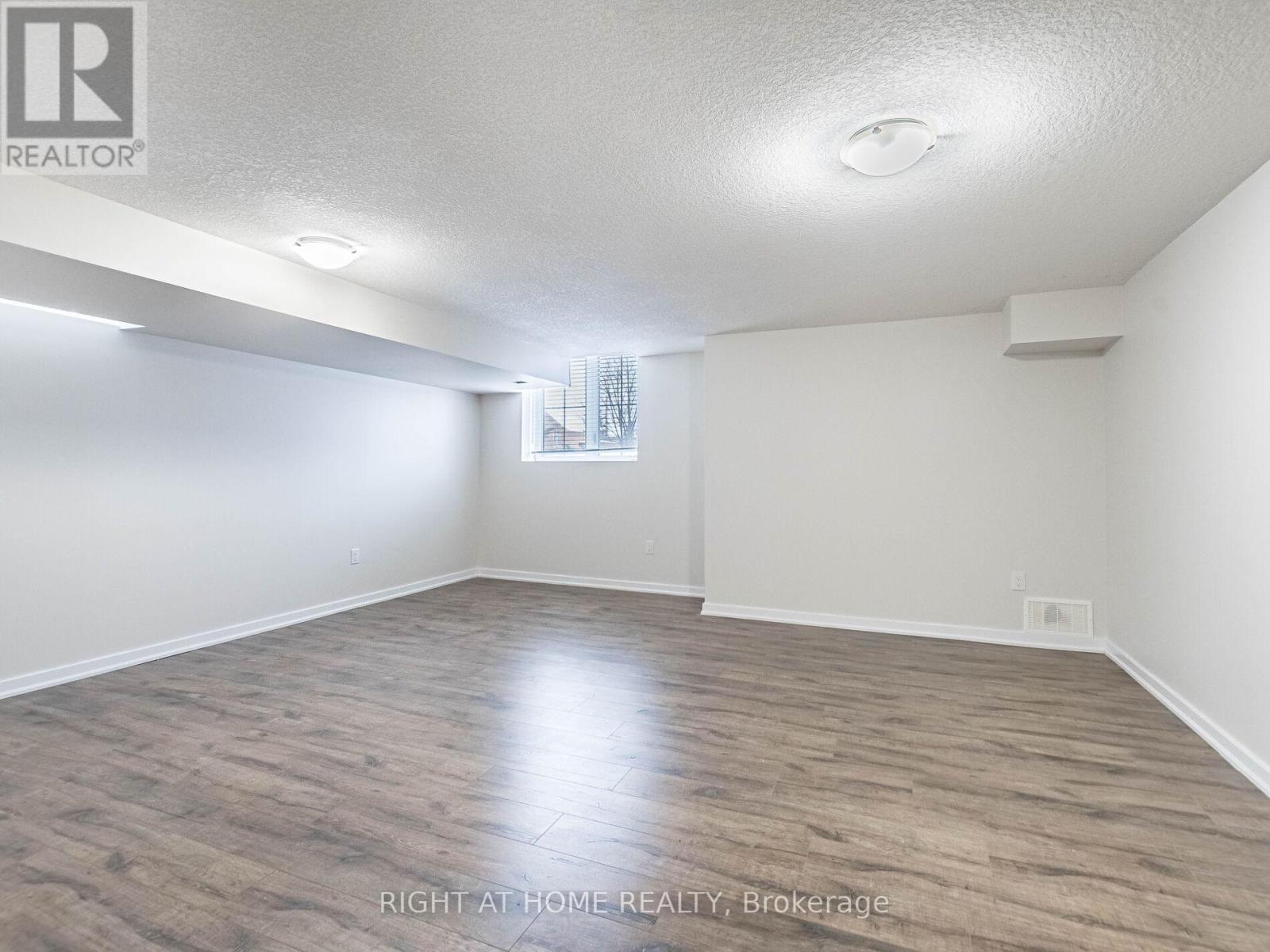 16 Edsel Road, Brampton, Ontario  L7A 4K6 - Photo 34 - W12802626