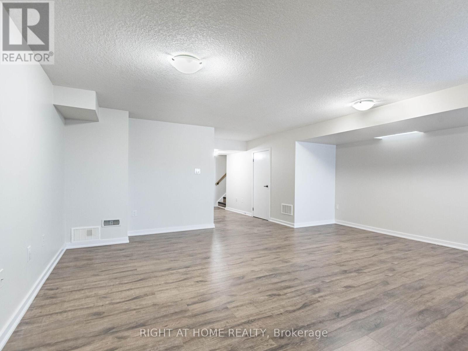 16 Edsel Road, Brampton, Ontario  L7A 4K6 - Photo 35 - W12802626