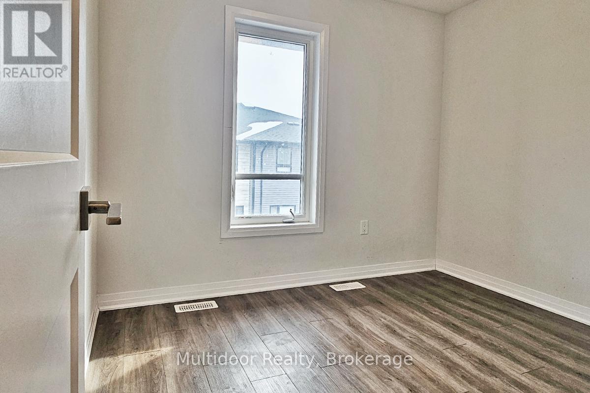 50 - 51 Sparrow Avenue, Cambridge, Ontario  N1T 2E2 - Photo 13 - X12804530