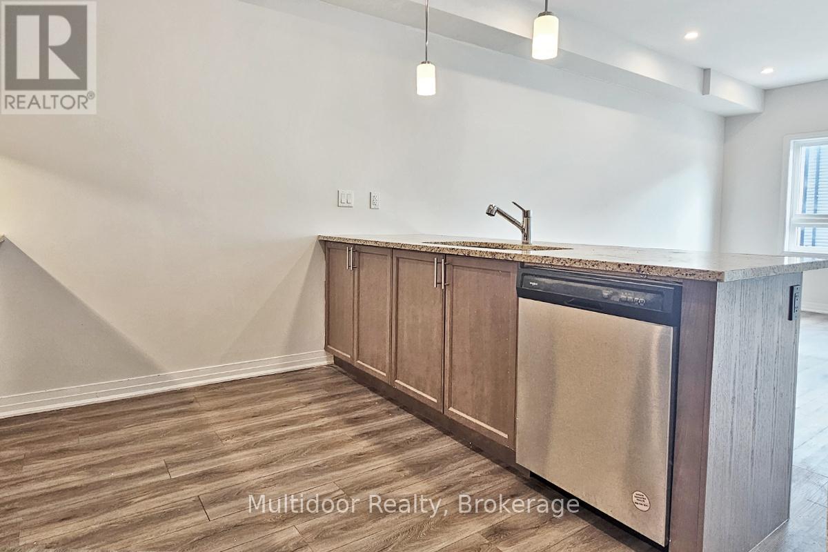 50 - 51 Sparrow Avenue, Cambridge, Ontario  N1T 2E2 - Photo 4 - X12804530