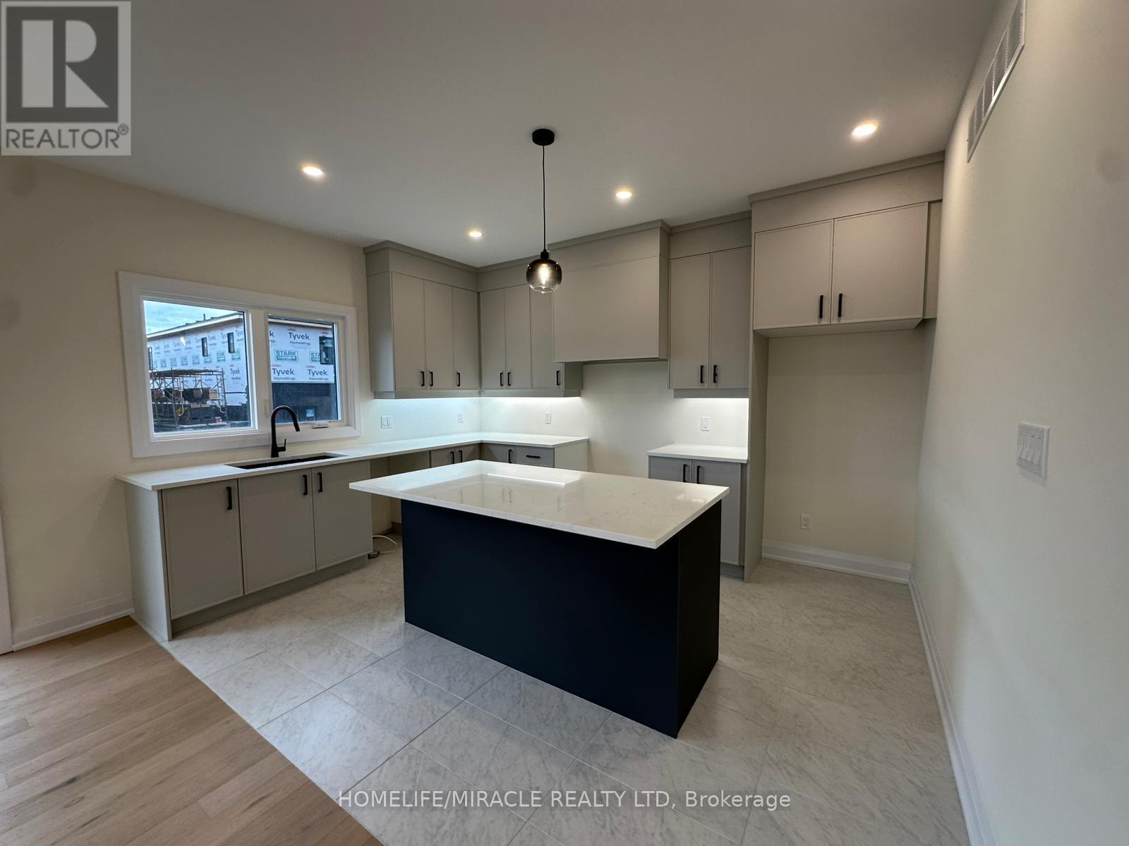 6316 Jewel Common, Niagara Falls, Ontario  L2G 0E4 - Photo 3 - X12804532