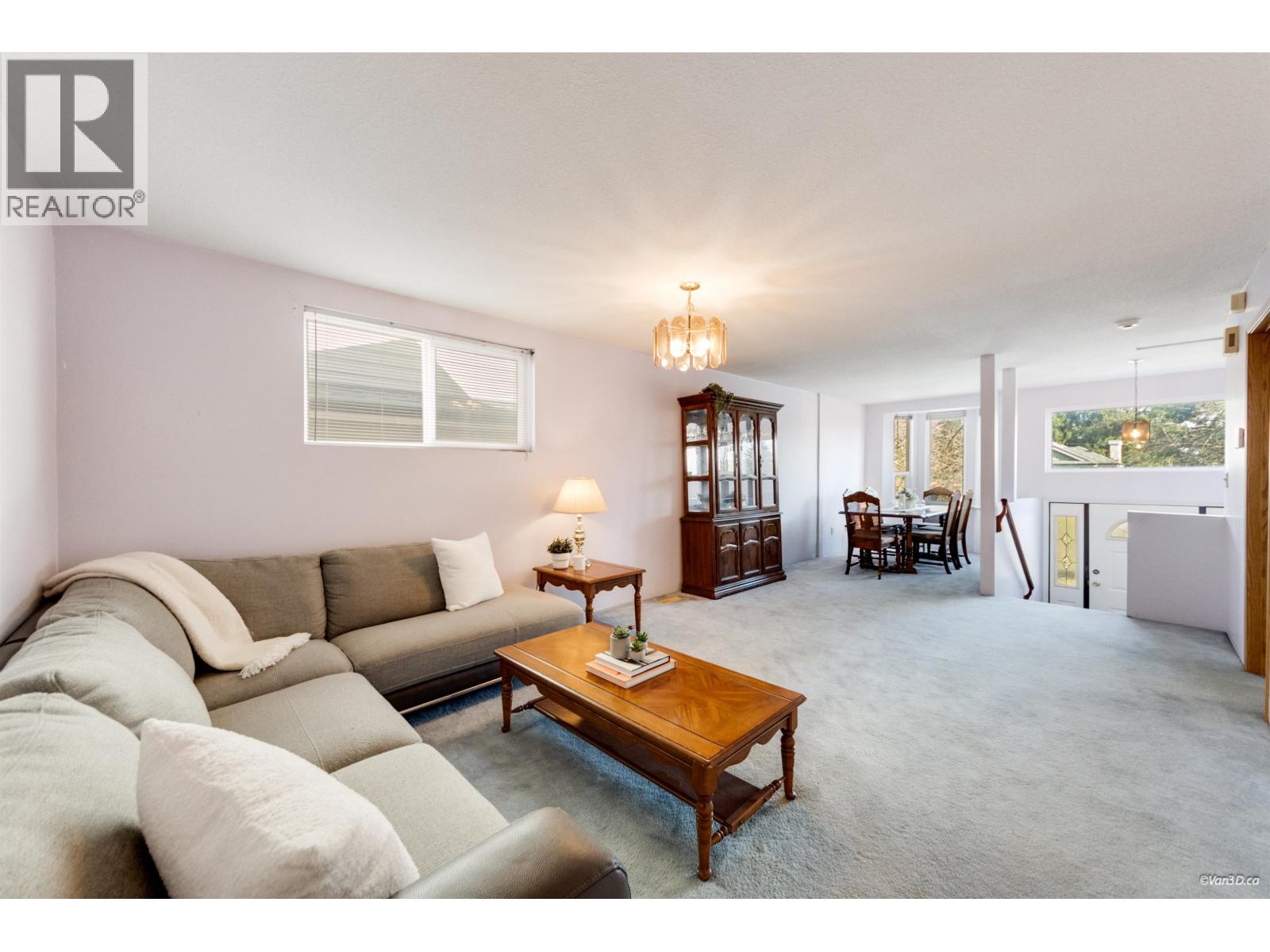 5871 Argyle Street, Vancouver, British Columbia  V5P 3J8 - Photo 2 - R3091868