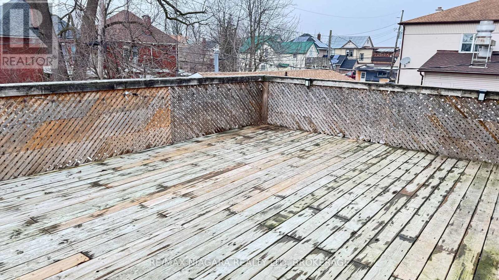 Upper - 256 East Main Street, Welland, Ontario  L3B 3W9 - Photo 16 - X12790188