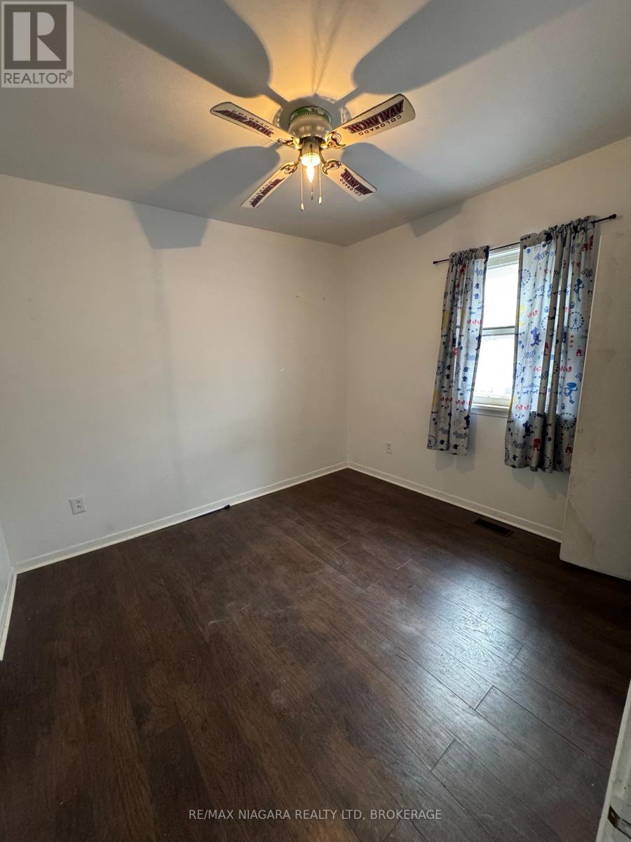 Upper - 256 East Main Street, Welland, Ontario  L3B 3W9 - Photo 7 - X12790188