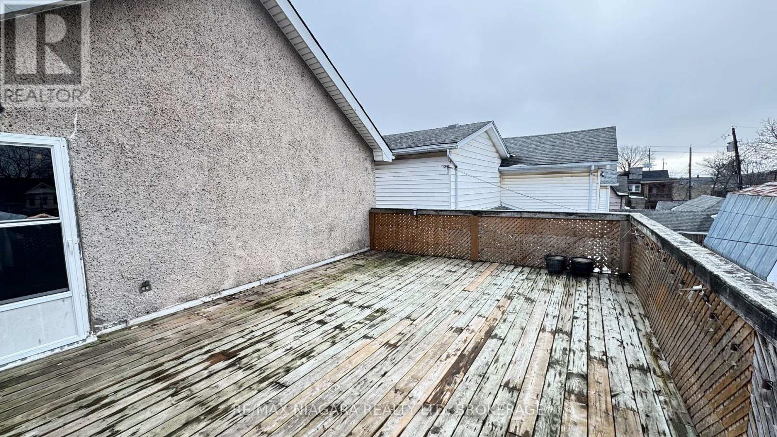 Upper - 256 East Main Street, Welland, Ontario  L3B 3W9 - Photo 14 - X12790188