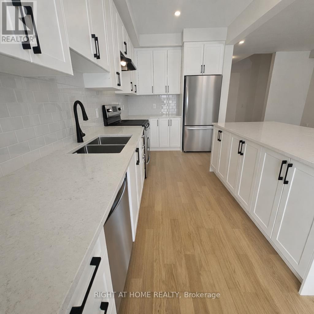 742 Tincture Place, Ottawa, Ontario  K2W 0N8 - Photo 3 - X12804538