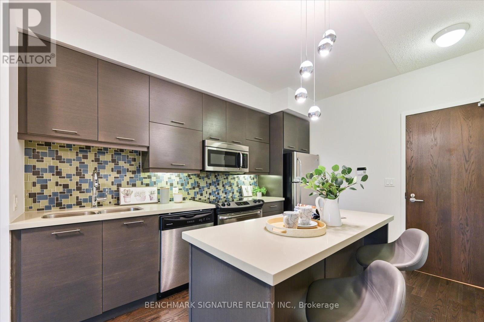 404 - 26 Norton Avenue, Toronto, Ontario M2N 0H6 - Photo 10 - C12804548