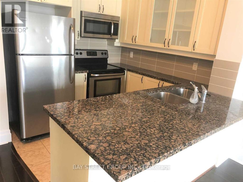 312 - 111 Upper Duke Crescent, Markham, Ontario  L6G 0C9 - Photo 3 - N12804552