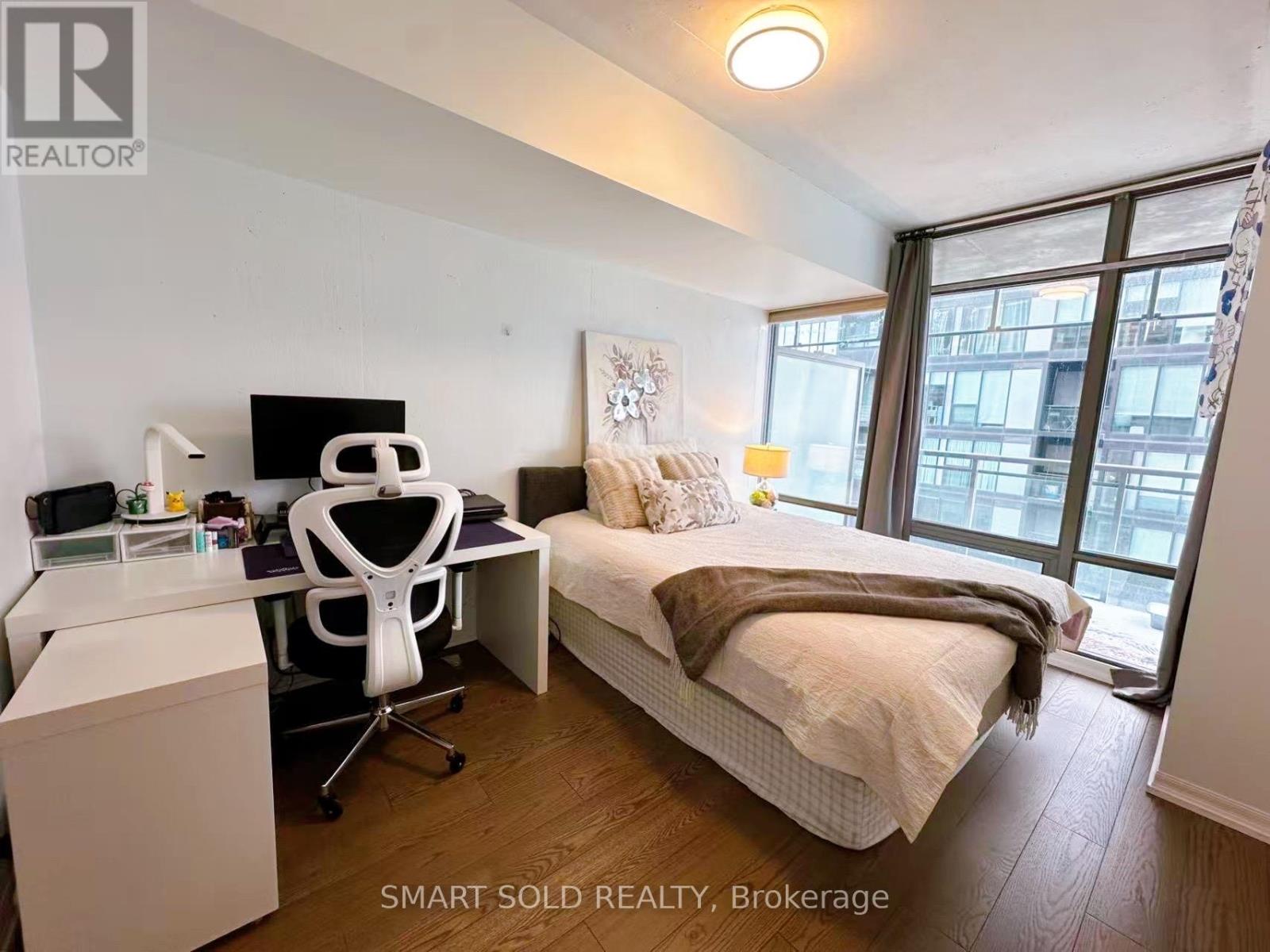 1608 - 22 Wellesley Street E, Toronto, Ontario  M4Y 1G3 - Photo 8 - C12796312