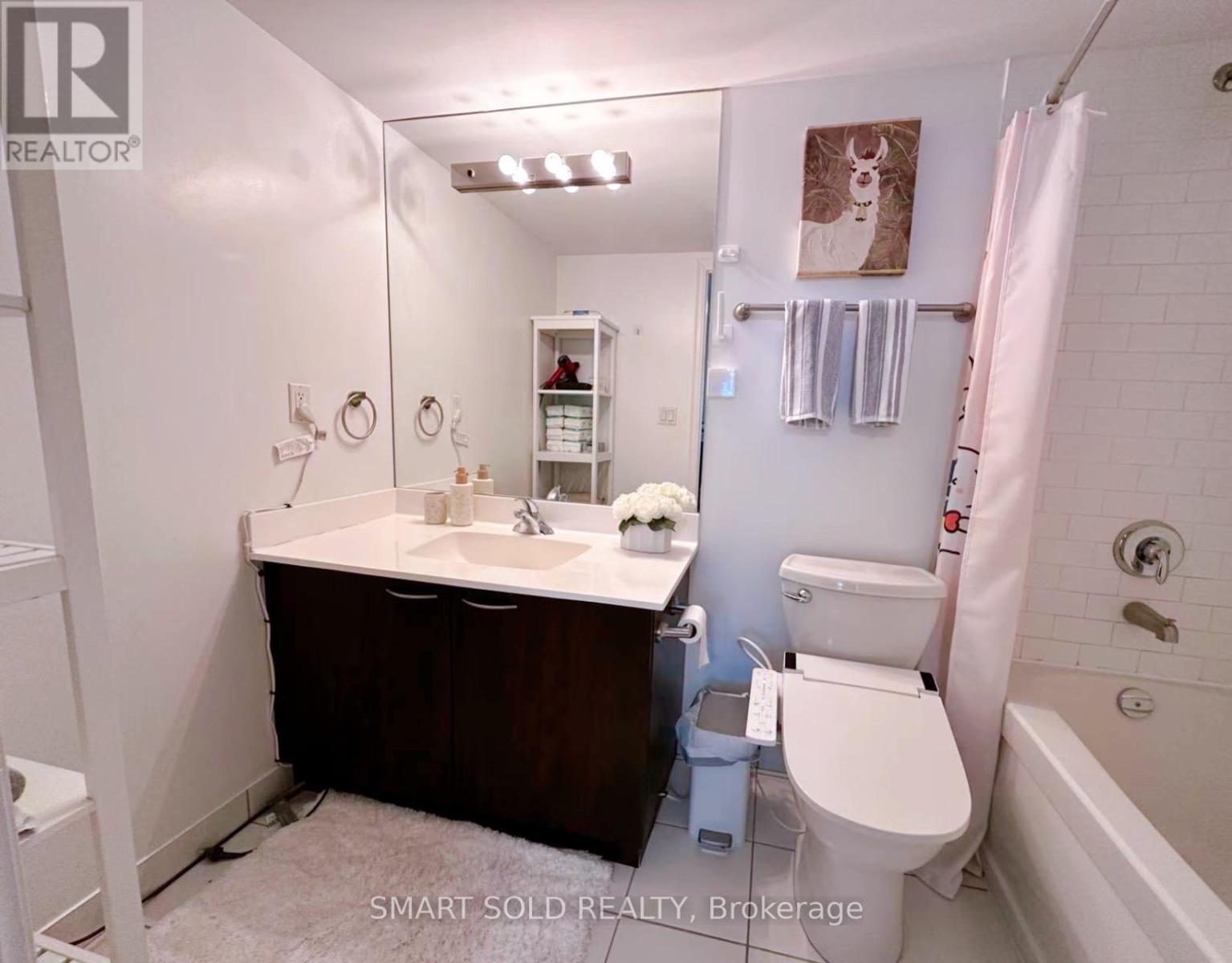 1608 - 22 Wellesley Street E, Toronto, Ontario  M4Y 1G3 - Photo 10 - C12796312