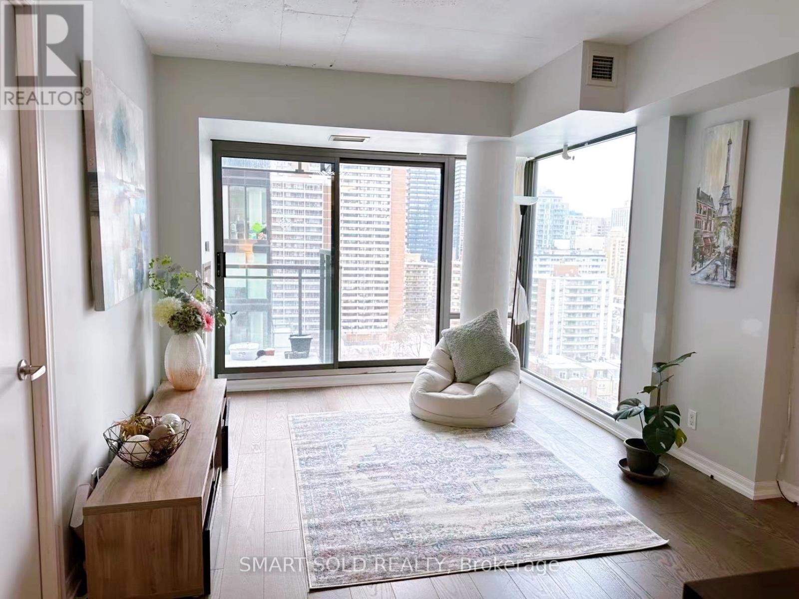 1608 - 22 Wellesley Street E, Toronto, Ontario  M4Y 1G3 - Photo 6 - C12796312