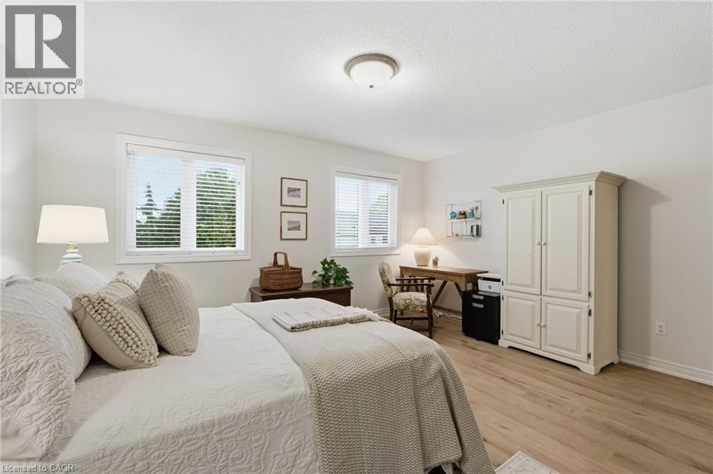 9 Slater Court, Waterdown, Ontario  L8B 0K8 - Photo 20 - 40799069