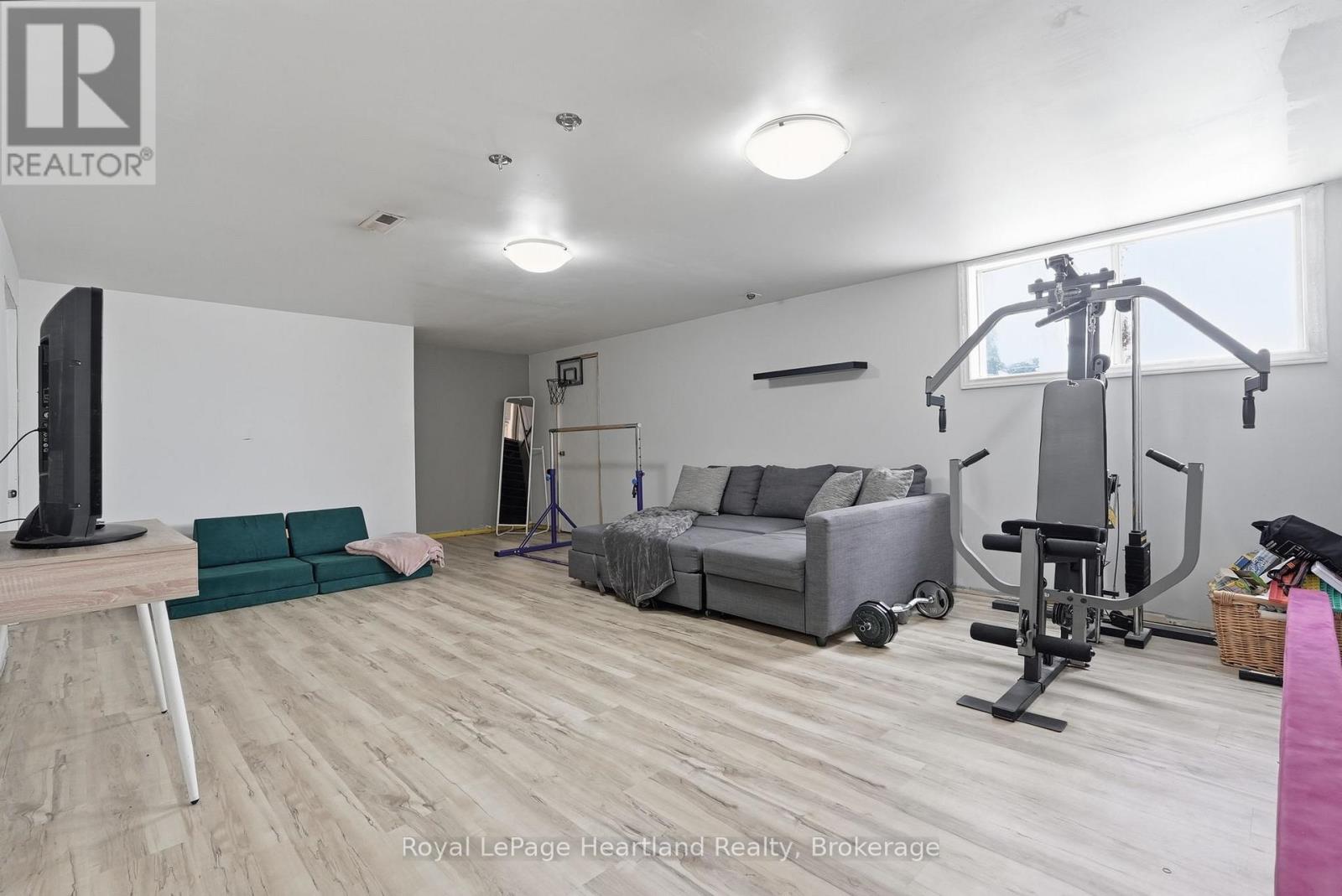 3106 Patrick Street, Howick, Ontario  N0G 1V0 - Photo 18 - X12804580